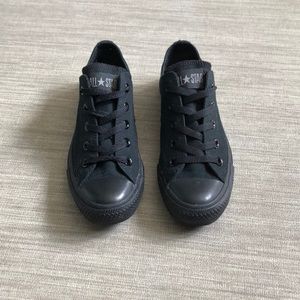 Unisex Black Converse Chuck Taylor’s
